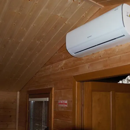 Jaktstuga Jaskolcze Gniazdo