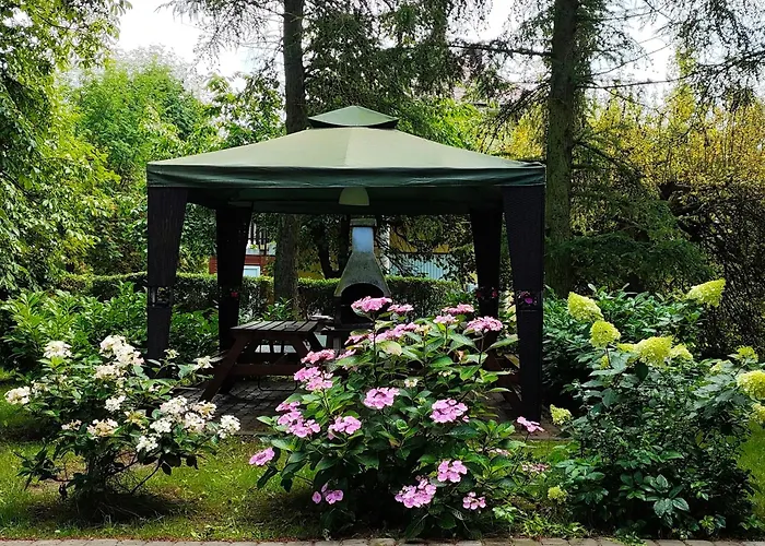 Jaskolcze Gniazdo Chata Dziwnówek