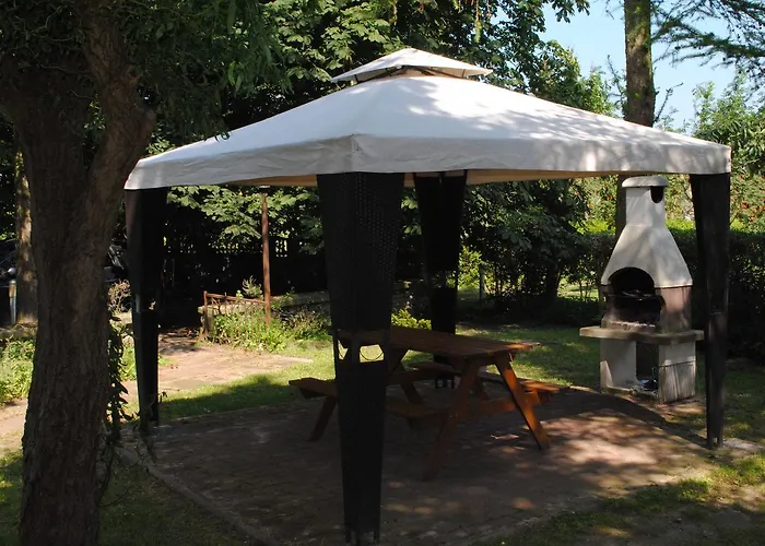 Lodge Jaskolcze Gniazdo Dziwnówek